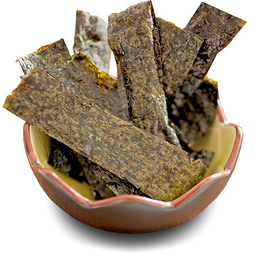 Crisp nori chips with toasted sesame oil
