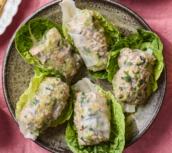 Crisp pork mince rice-paper rolls