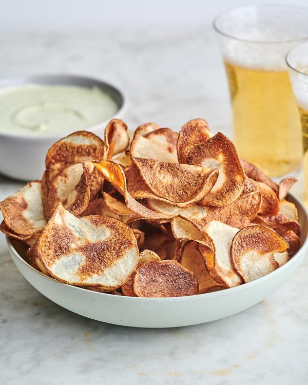 Crispy air fryer potato chips