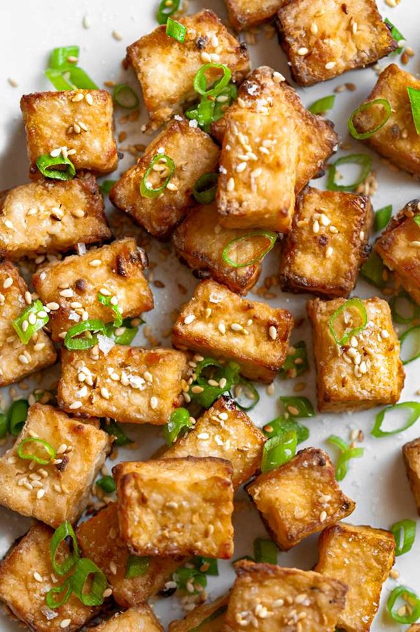 Crispy air fryer tofu
