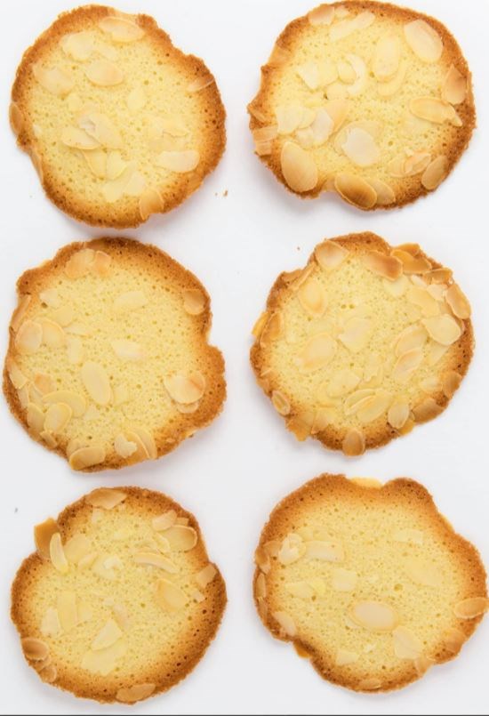 Crispy almond cookies (Tuiles aux amandes)