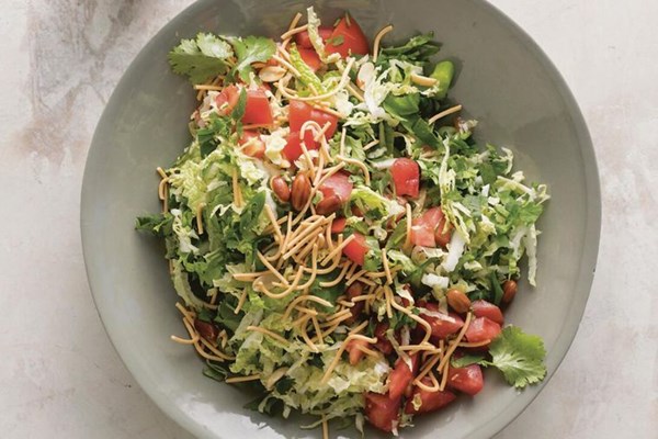 Crispy Asian noodle salad
