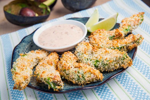Crispy baked avocado fries (with dipping sauce)