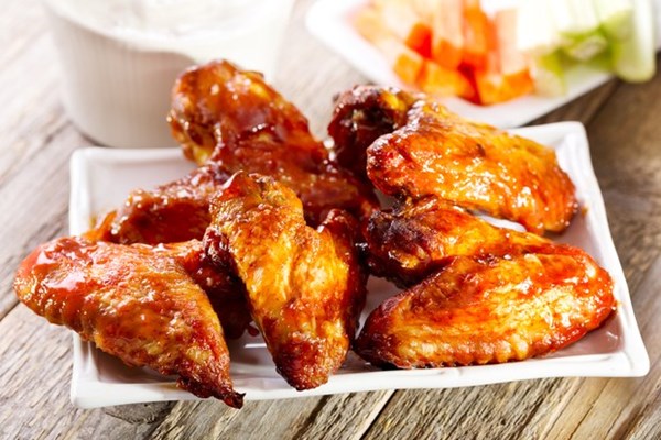 Crispy baked chicken wings 