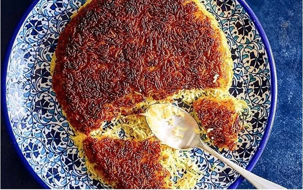 Crispy-bottomed Persian rice (Tahdig)