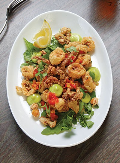 Crispy calamari with pesto mayonnaise