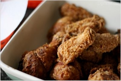Crispy chicken drumsticks & wings