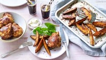 Crispy chicken with sweet potato fries & barbecue beans