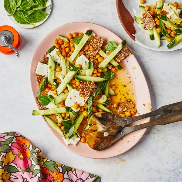 Crispy chickpea and cucumber salad
