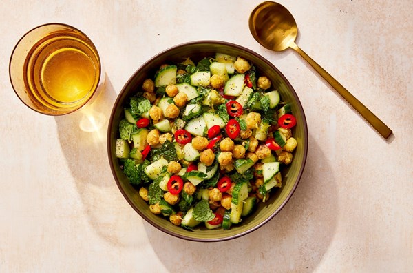 Crispy chickpea, cucumber and mint salad