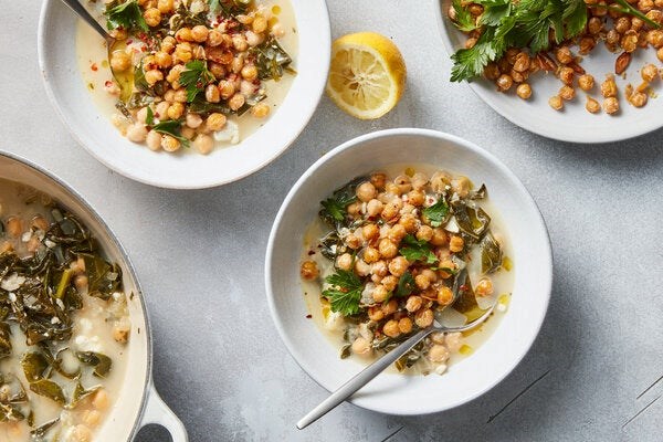 Crispy chickpea stew with greens and lemon