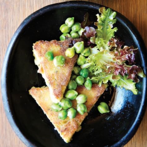 Crispy chickpea triangles
