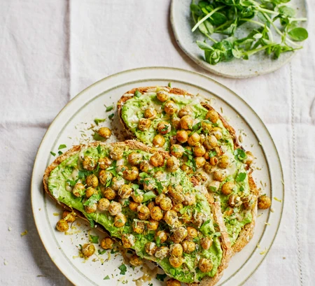 Crispy chickpeas on green toast