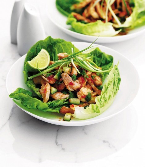 Crispy chilli chicken salad
