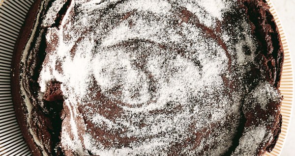 Crispy chocolate cake with hazelnut and sour cream