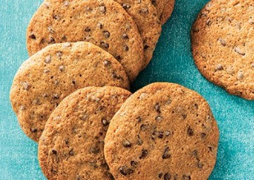 Crispy chocolate chip cookies