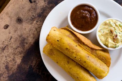 Crispy dogs with bacon-jalapeño dipping sauce