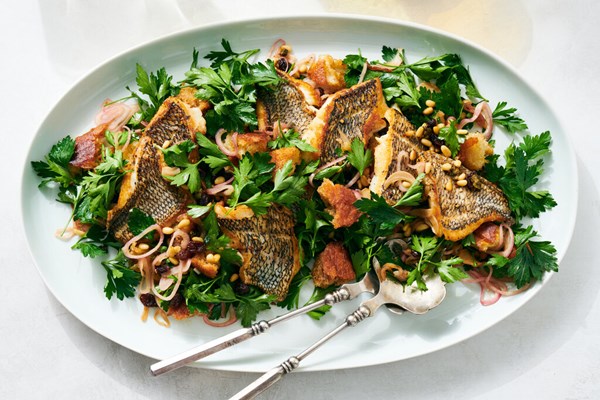 Crispy fish salad with parsley and ciabatta croutons