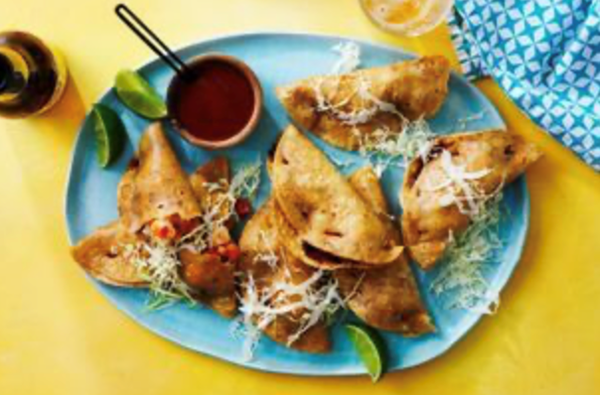 Crispy fish tacos (Pescadillas) [Daniella Guevara Muñoz]