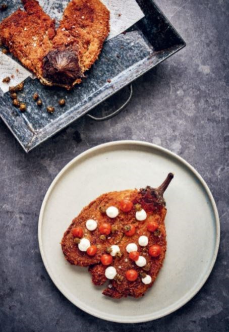 Crispy fried aubergine, chilli sauce & garlic yogurt