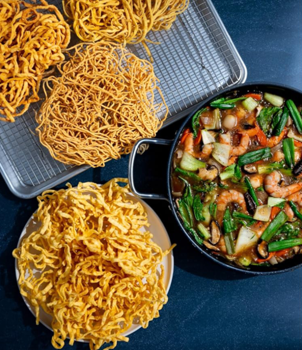 Crispy fried noodles (Mi xao gion/don)