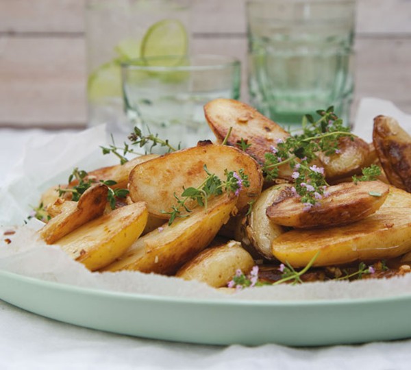 Crispy garlic and thyme potatoes