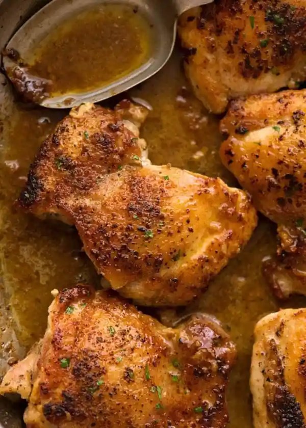 Crispy garlic chicken thighs