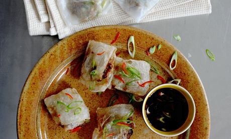 Crispy gluten-free pork wontons with Asian-style dip