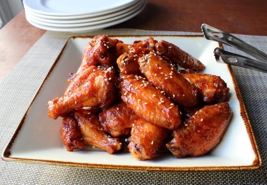 Crispy honey Sriracha chicken wings