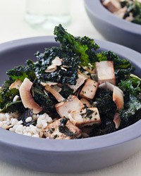 Crispy kale-and-tofu salad with coconut