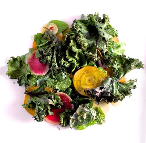 Crispy kale salad with lime dressing