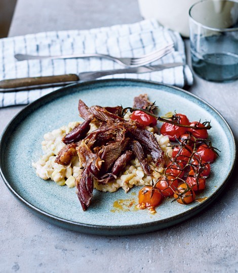 Crispy lamb with lemony flageolet beans and roast tomatoes