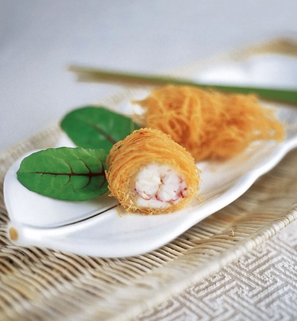Crispy lobster and scallop nests with yuzu garlic sauce