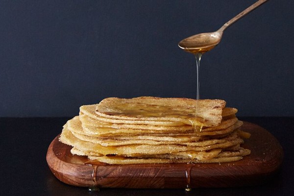 Crispy Moroccan pancakes (M'smmen)