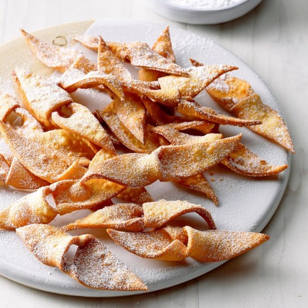 Crispy Norwegian bows