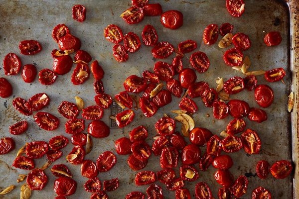 Crispy oven-dried tomatoes and garlic