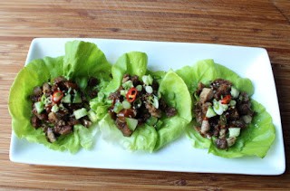 Crispy “Peking duck” lettuce cups