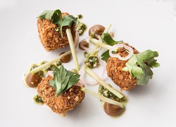Crispy pig’s head, apple salad