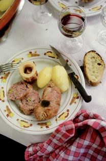 Crispy pigs' trotters (Pieds de cochon qui croustillent)
