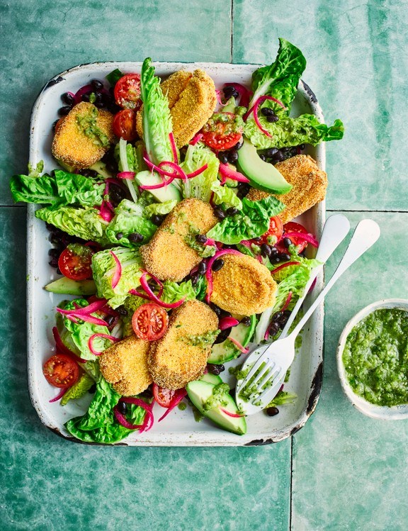 Crispy polenta halloumi with tomatillo salsa
