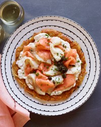 Crispy potato galettes with smoked fish and dill crème