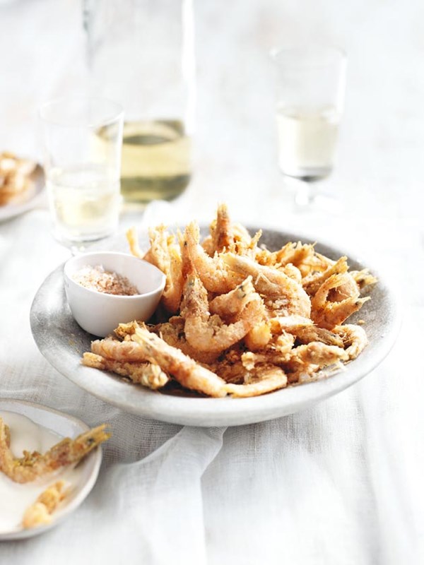 Crispy prawns with lemon chilli salt