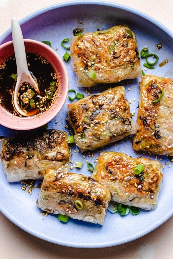 Crispy rice paper dumplings