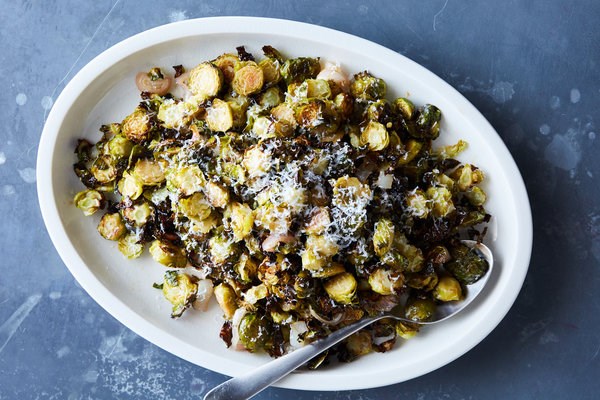 Crispy roasted Brussels sprouts and shallots