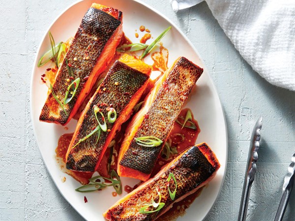 Crispy salmon fillets with sesame-soy drizzle