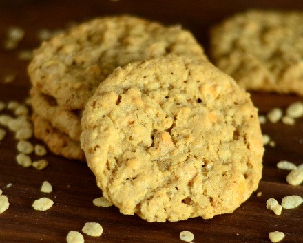 Crispy salted butterscotch cookies