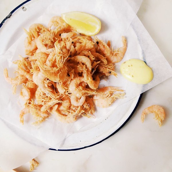 Crispy school prawns with fennel salt and aioli