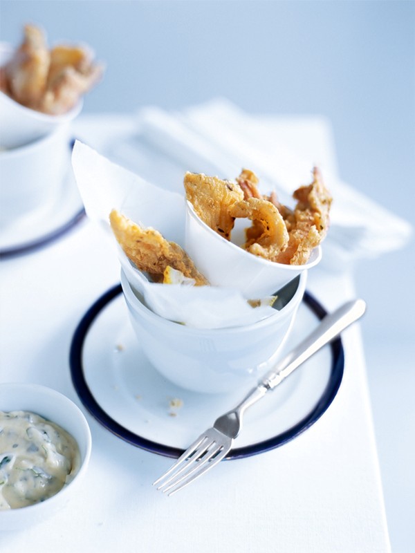 Crispy seafood with herb dipping sauce