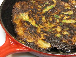 Crispy silk gourd crepes (Cuizha sigua jian / 脆炸絲瓜煎)