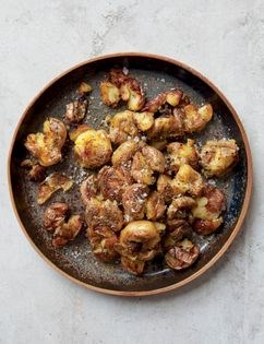 Crispy smashed za'atar potatoes